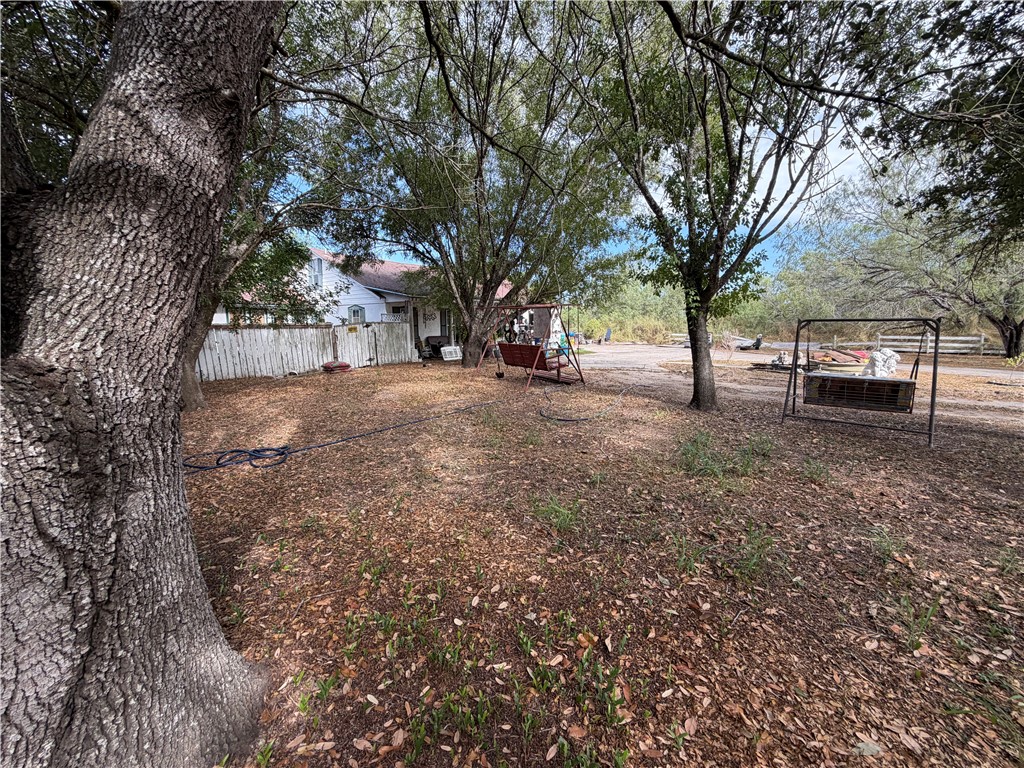 105 Walker St (benbolt) St Property Photo 47