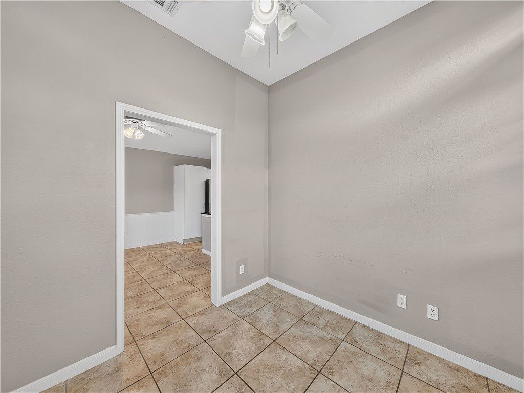 210 Oak Bay St 902 Property Photo 23