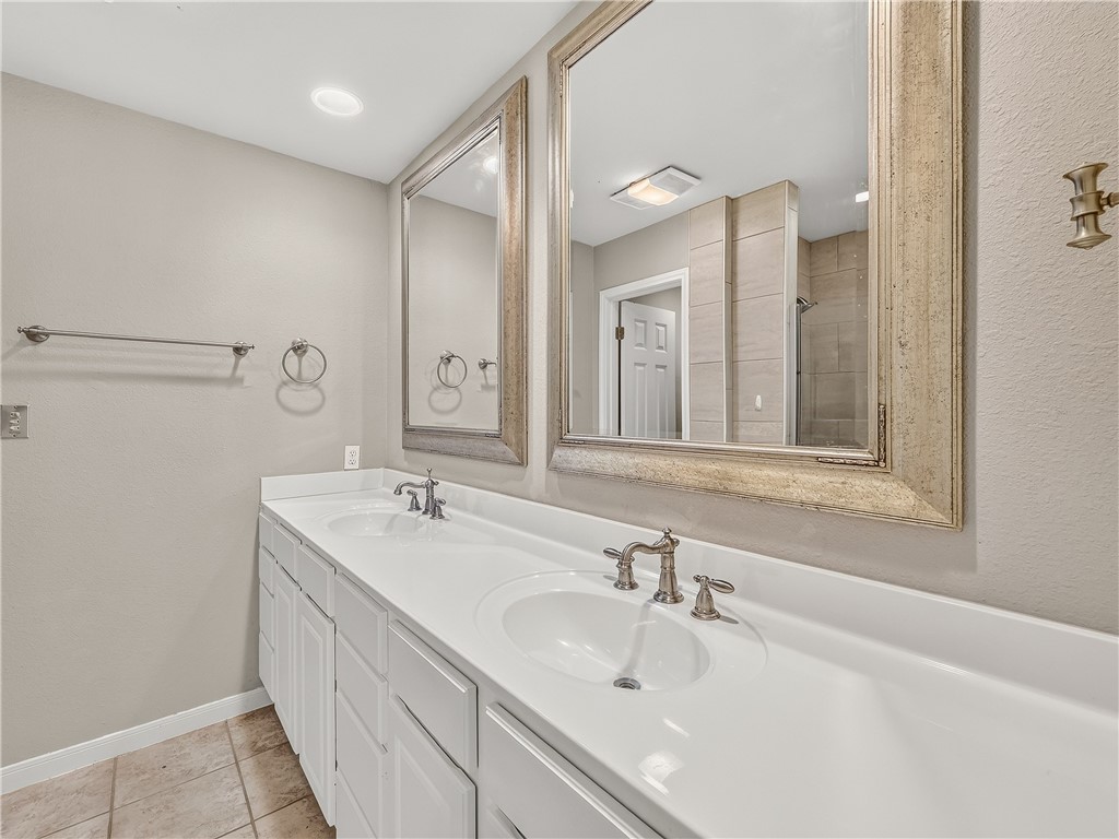 210 Oak Bay St 902 Property Photo 28