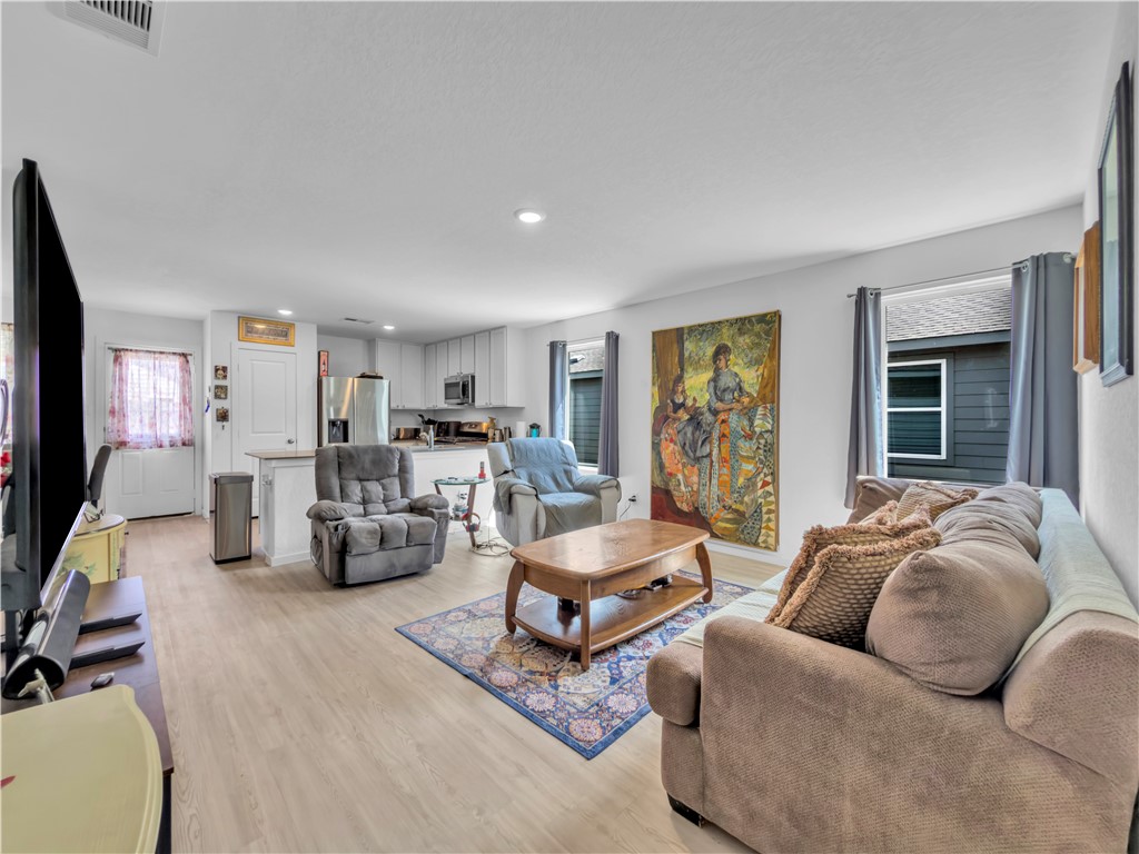 9230 Scottish Oak St Property Photo 10