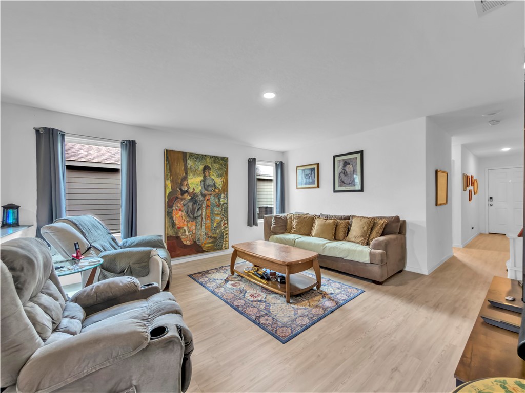 9230 Scottish Oak St Property Photo 11