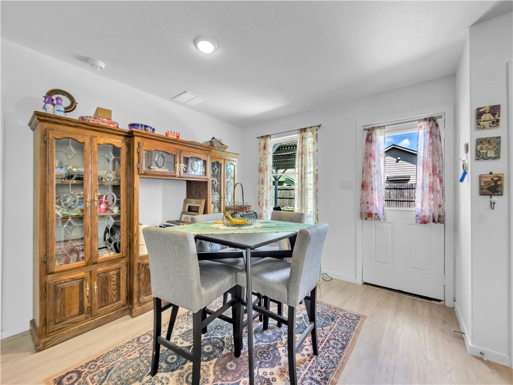 9230 Scottish Oak St Property Photo 14