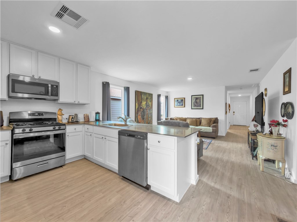 9230 Scottish Oak St Property Photo 15