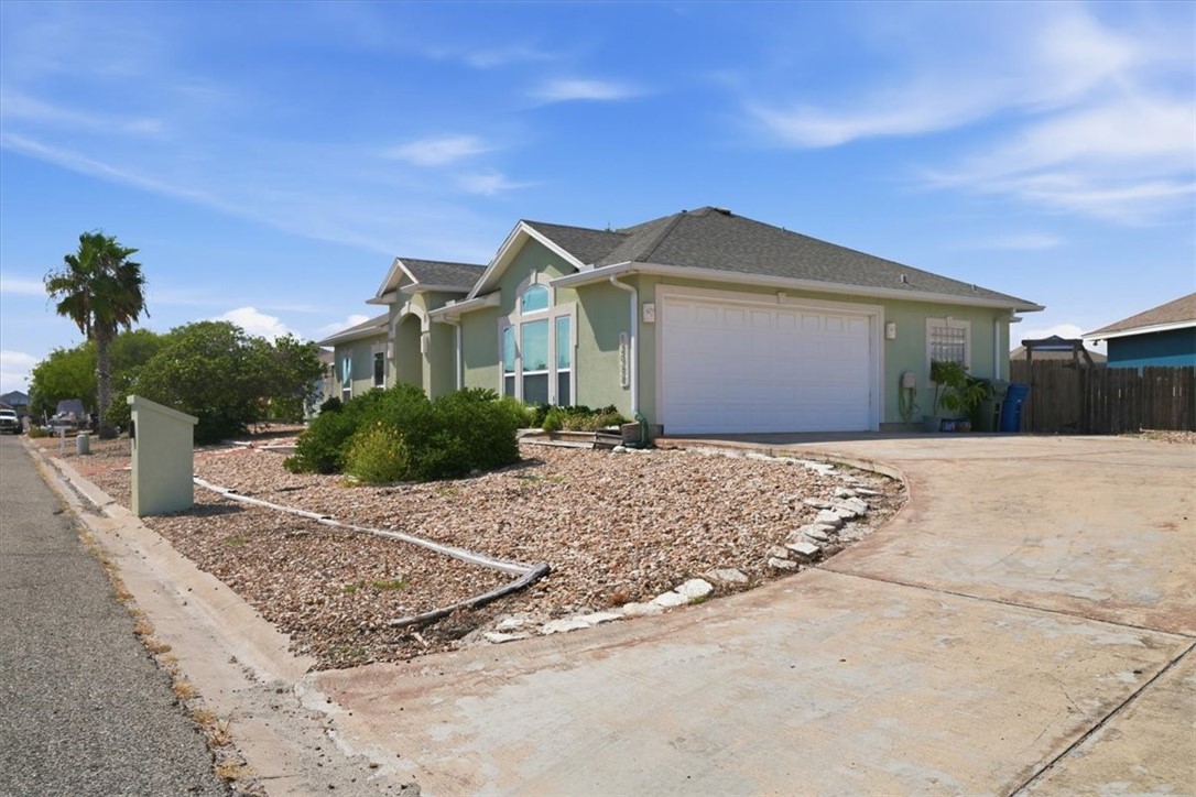 482357 Property Photo 3
