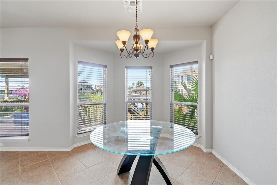 482357 Property Photo 18