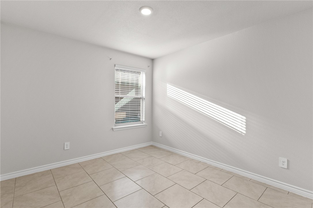 7618 Cowboy Trail Lane Property Photo 18