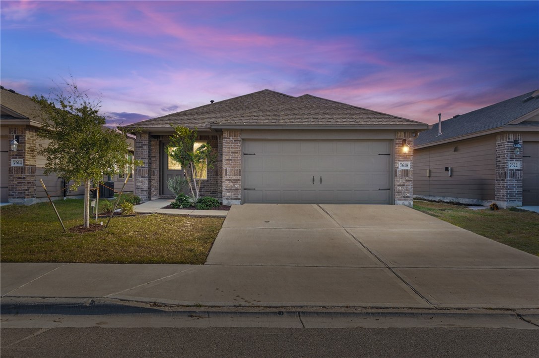 7618 Cowboy Trail Lane Property Photo 23