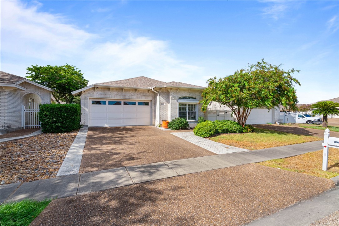 5805 English Ln Property Photo 2