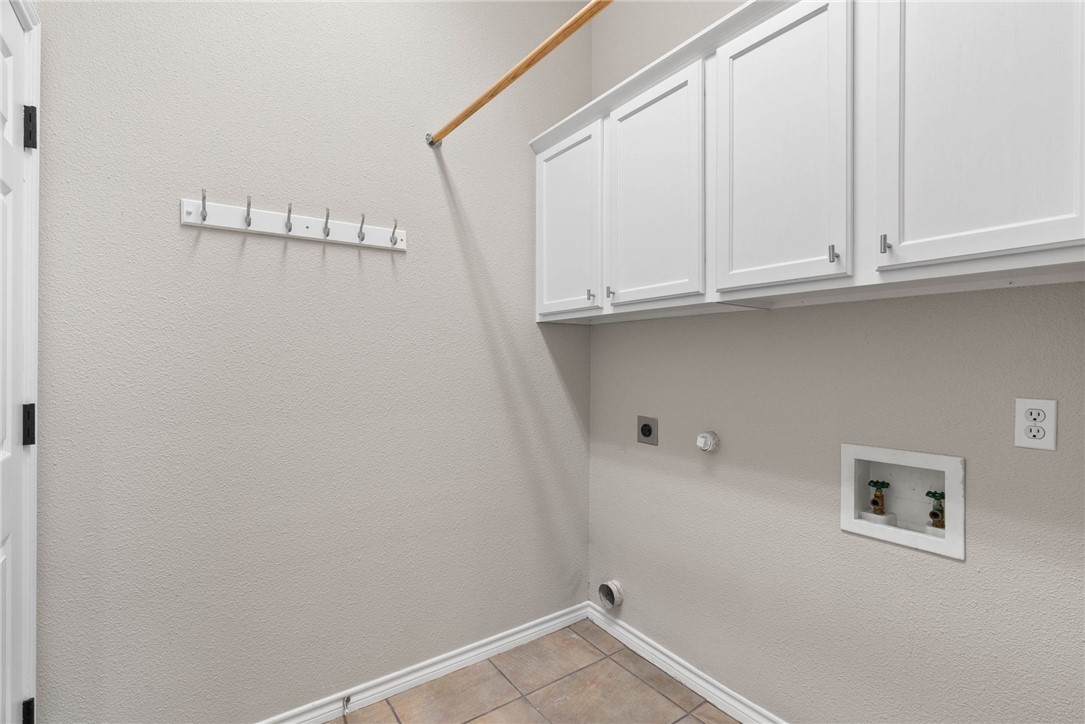 5805 English Ln Property Photo 21