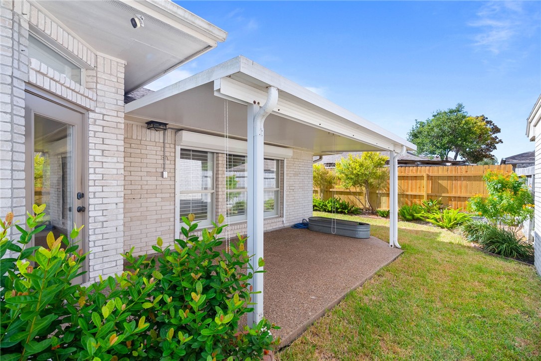 5805 English Ln Property Photo 23