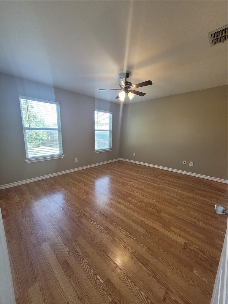 508 Lakeside Dr Property Photo 18