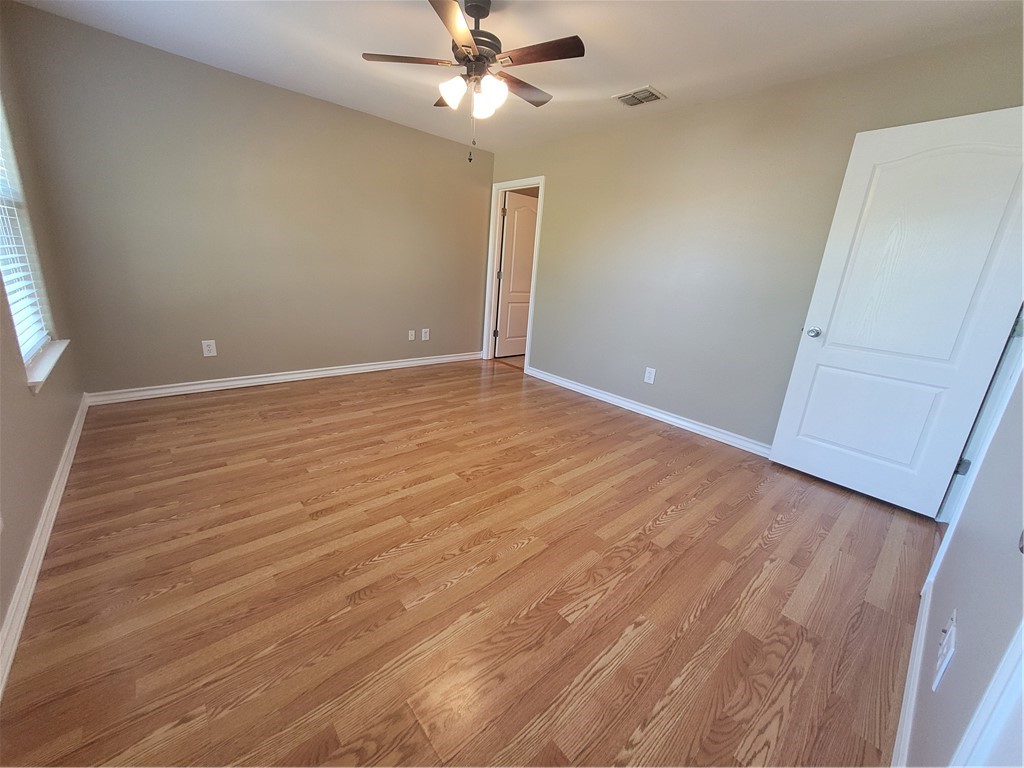 508 Lakeside Dr Property Photo 19