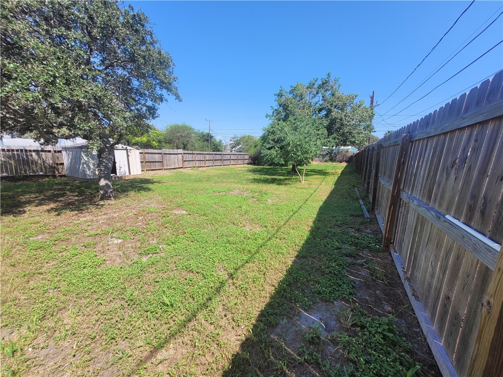 508 Lakeside Dr Property Photo 23