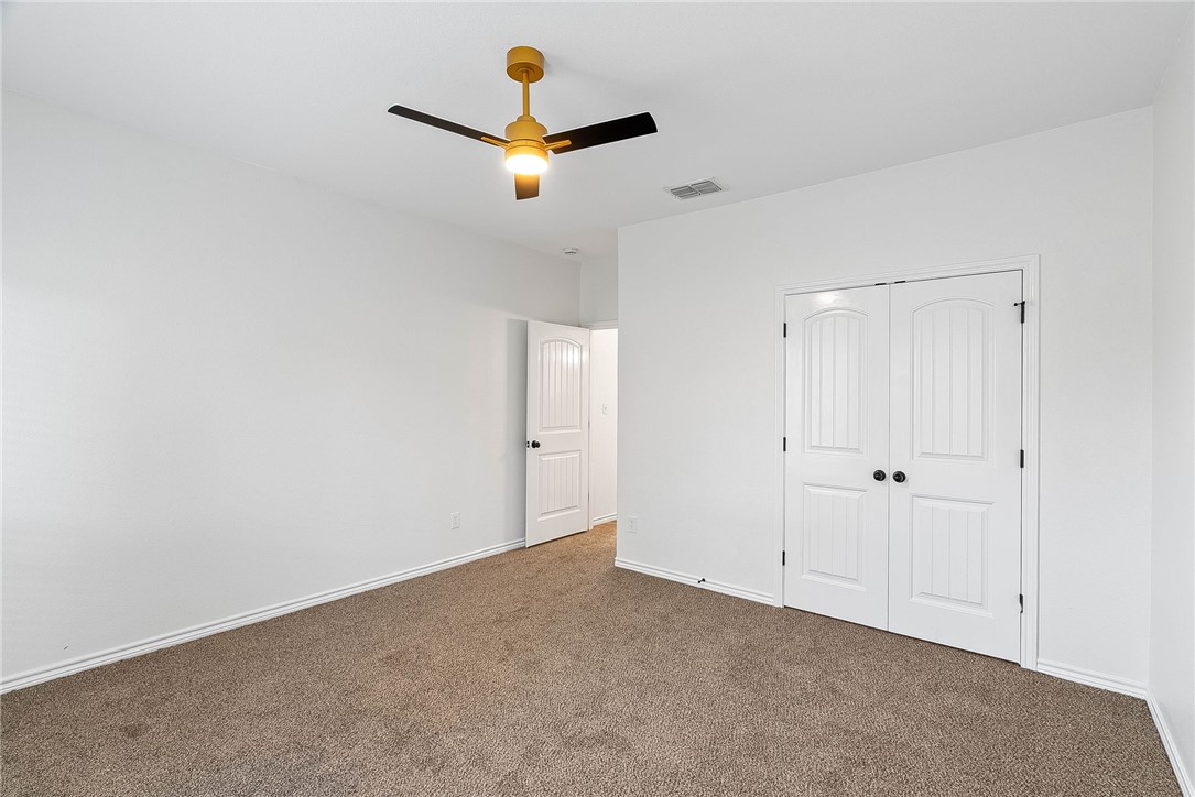 4025 Puget Sound Dr Property Photo 18