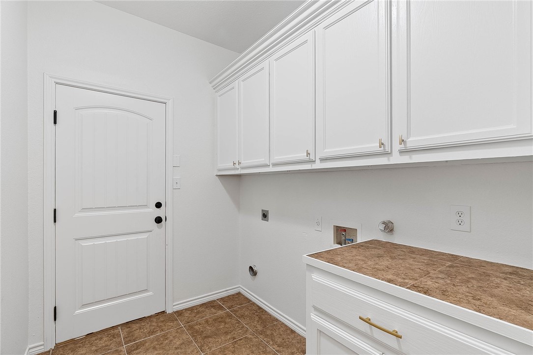 4025 Puget Sound Dr Property Photo 23
