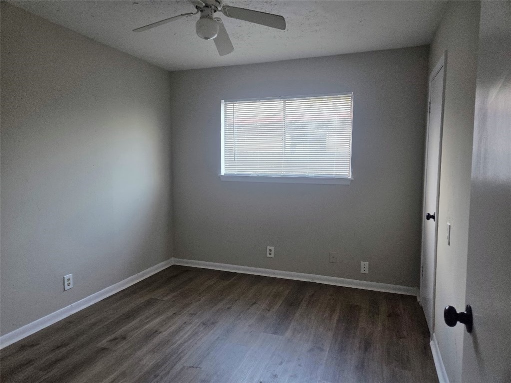 11723 Mallard Dr Property Photo 6