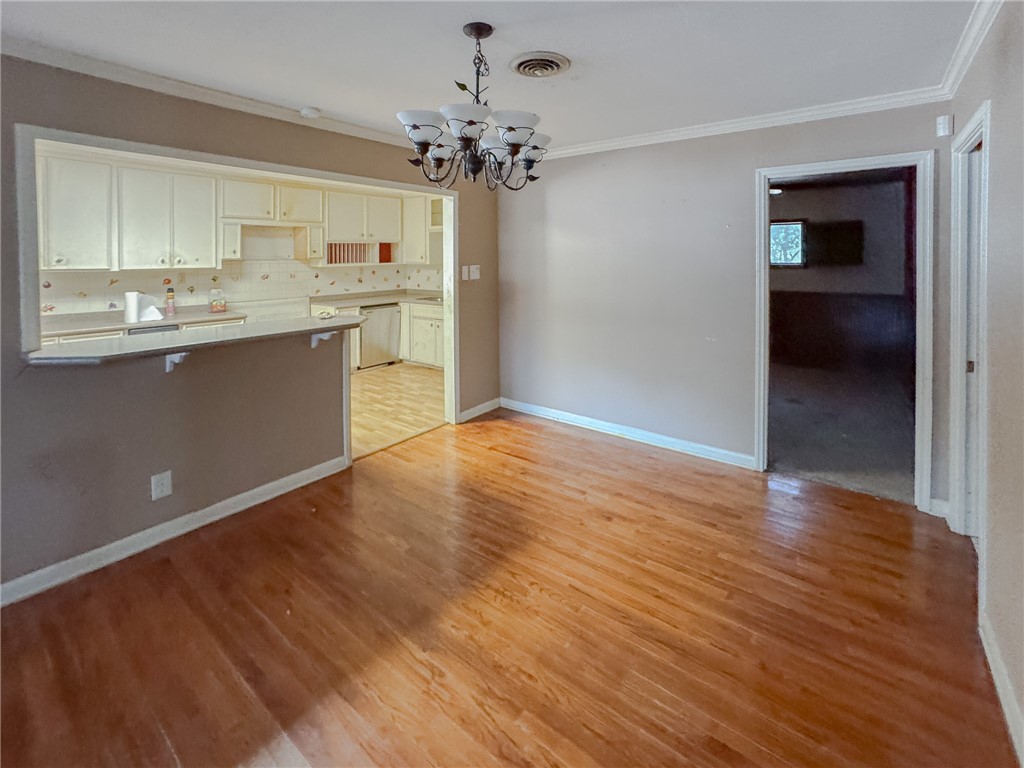 1911 Alta Vista St Property Photo 4