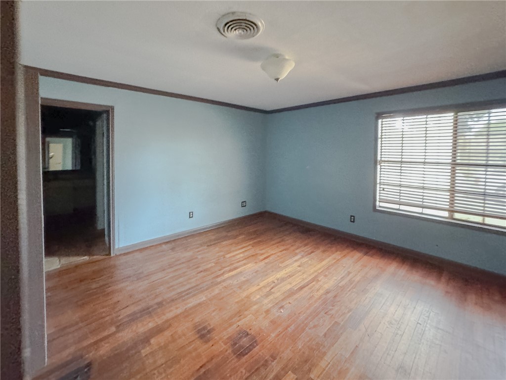 1911 Alta Vista St Property Photo 9