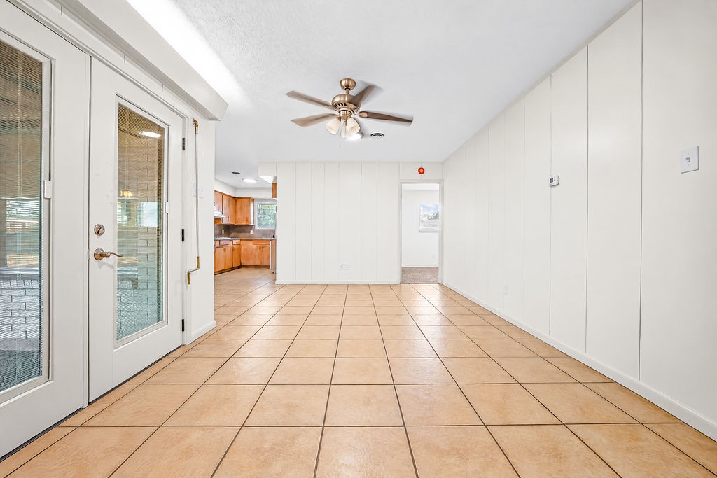 4650 Janssen Property Photo 4