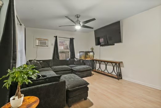10902 Mayfield Dr Property Photo 7