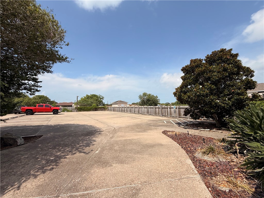 5026 Holly Property Photo 9