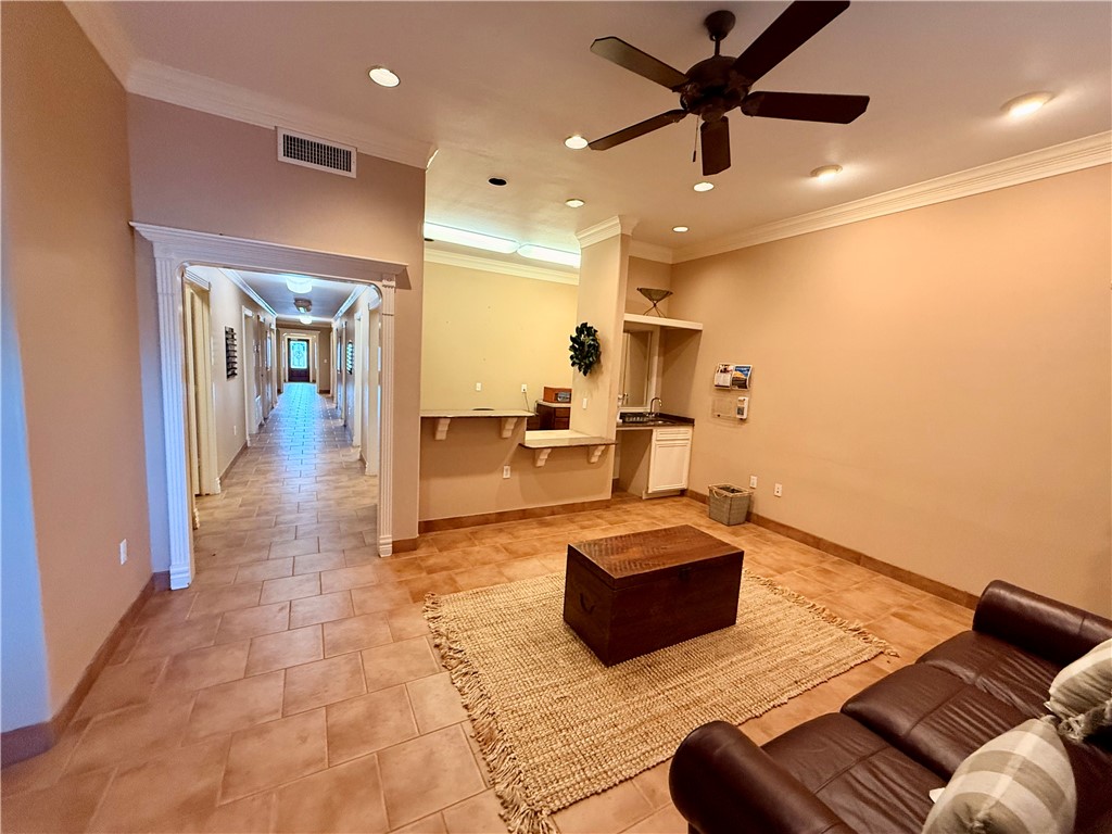 5026 Holly Property Photo 13