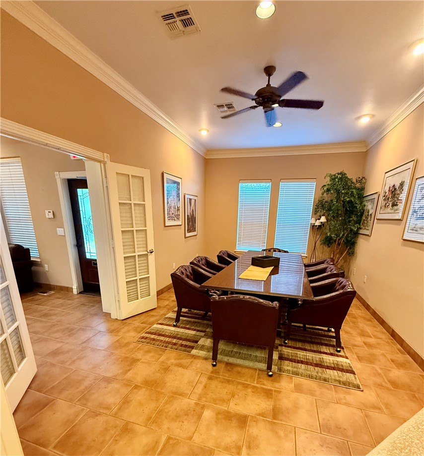 5026 Holly Property Photo 16