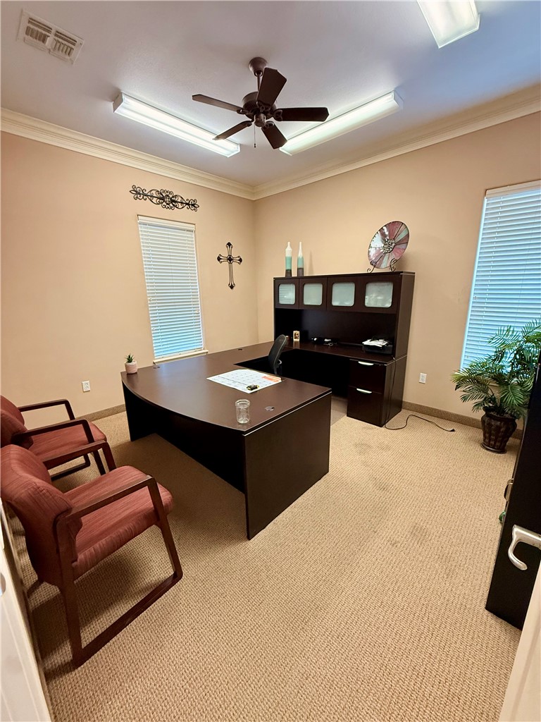 5026 Holly Property Photo 28