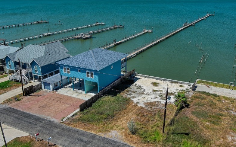 150 Ridge Harbor Dr Property Photo 1