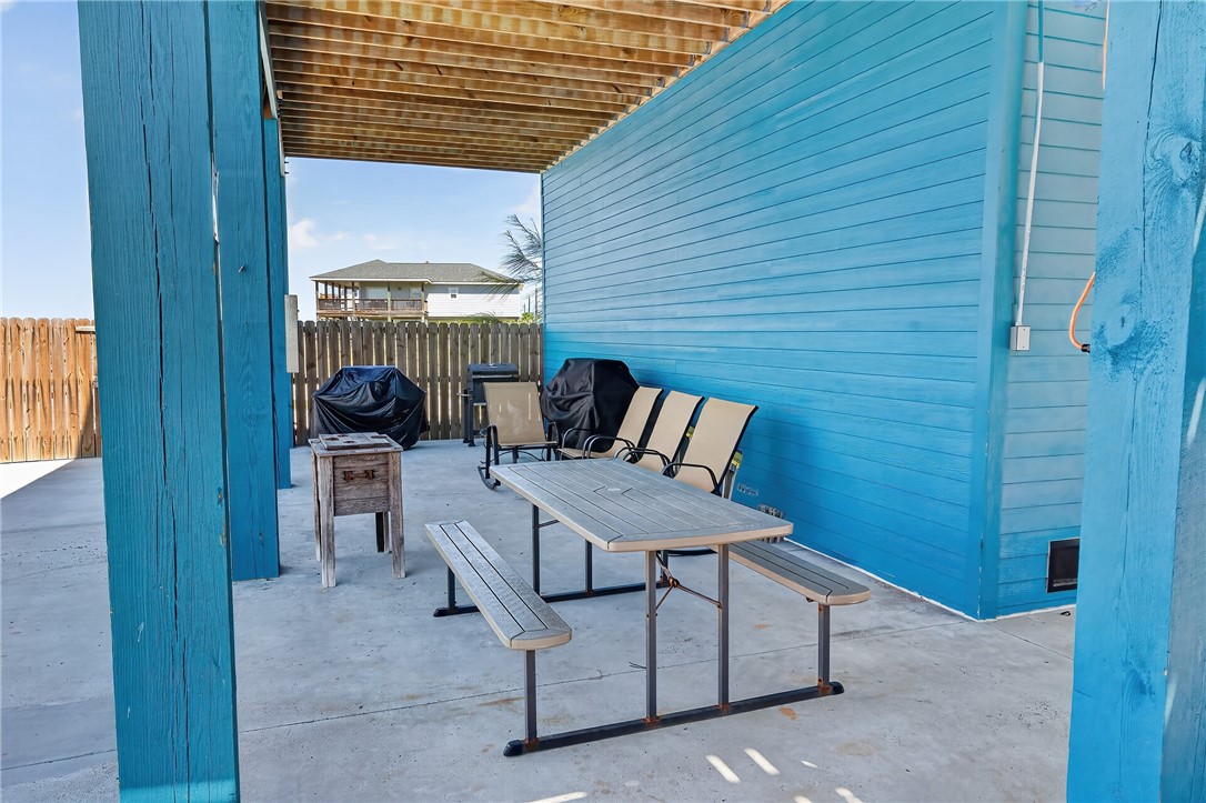 482400 Property Photo 31