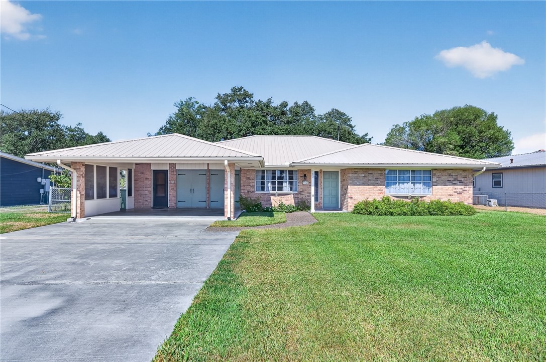 152 Zenna Dr Property Photo 1