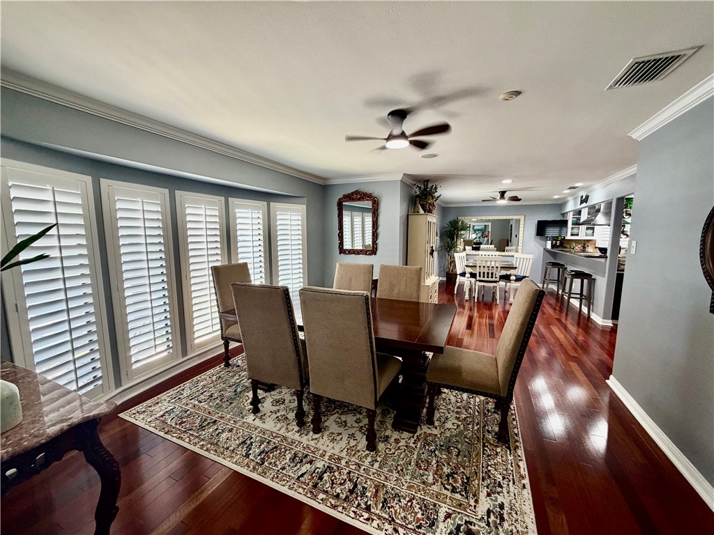 5017 Lost Creek Cir Property Photo 12