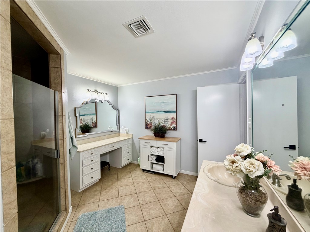 5017 Lost Creek Cir Property Photo 40