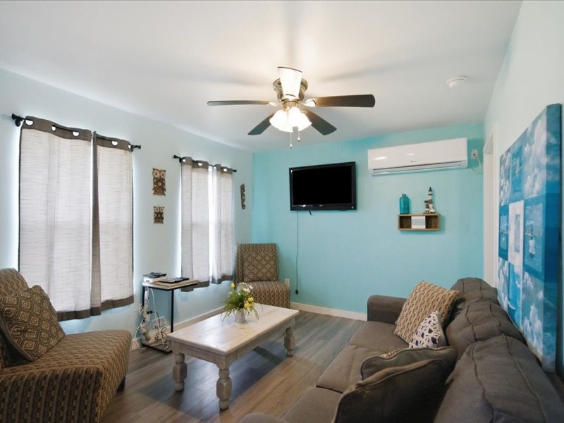 103 S Arch St Property Photo 11
