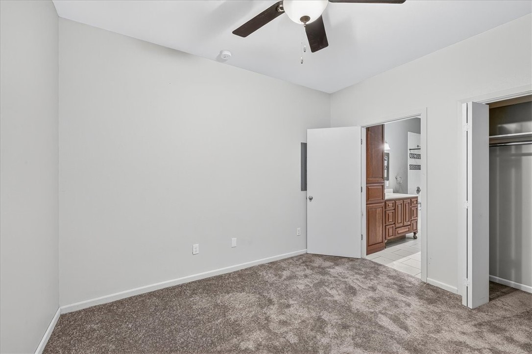 4600 Ocean Dr 104 Property Photo 17