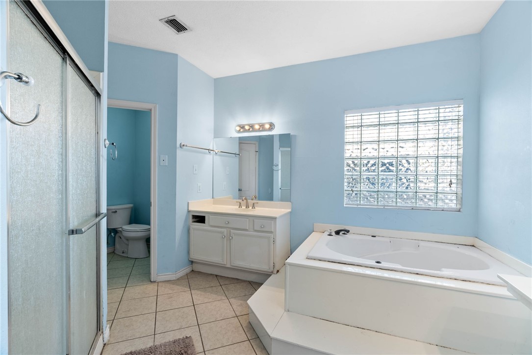 4922 Kerrville Dr Property Photo 8