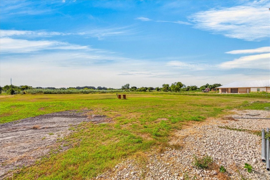 5350 Fm-1069 Property Photo 34