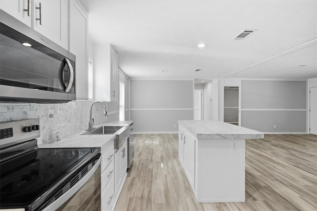 1011 Mark St Property Photo 14