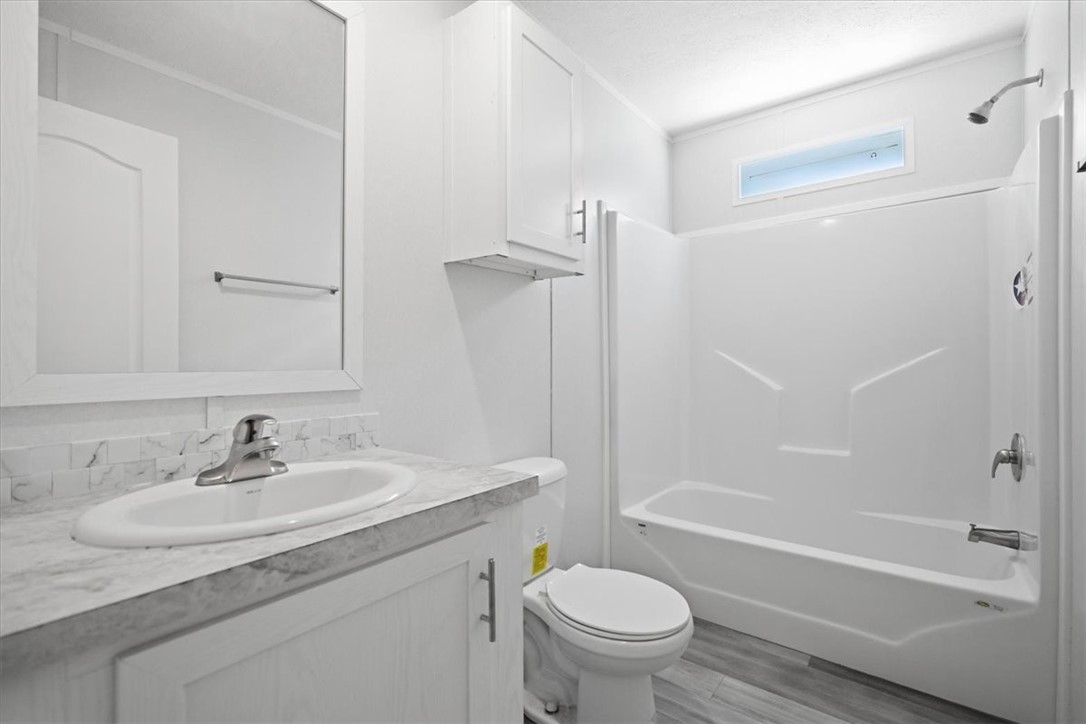 1011 Mark St Property Photo 24