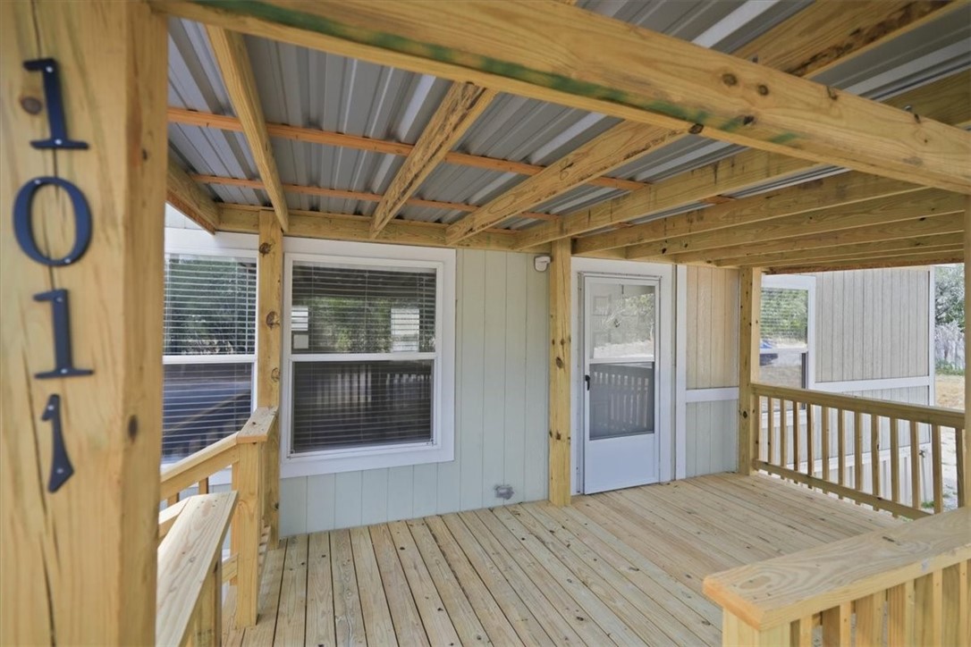 1011 Mark St Property Photo 30