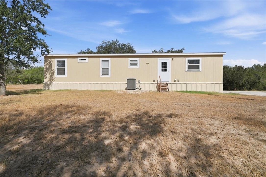 1011 Mark St Property Photo 32