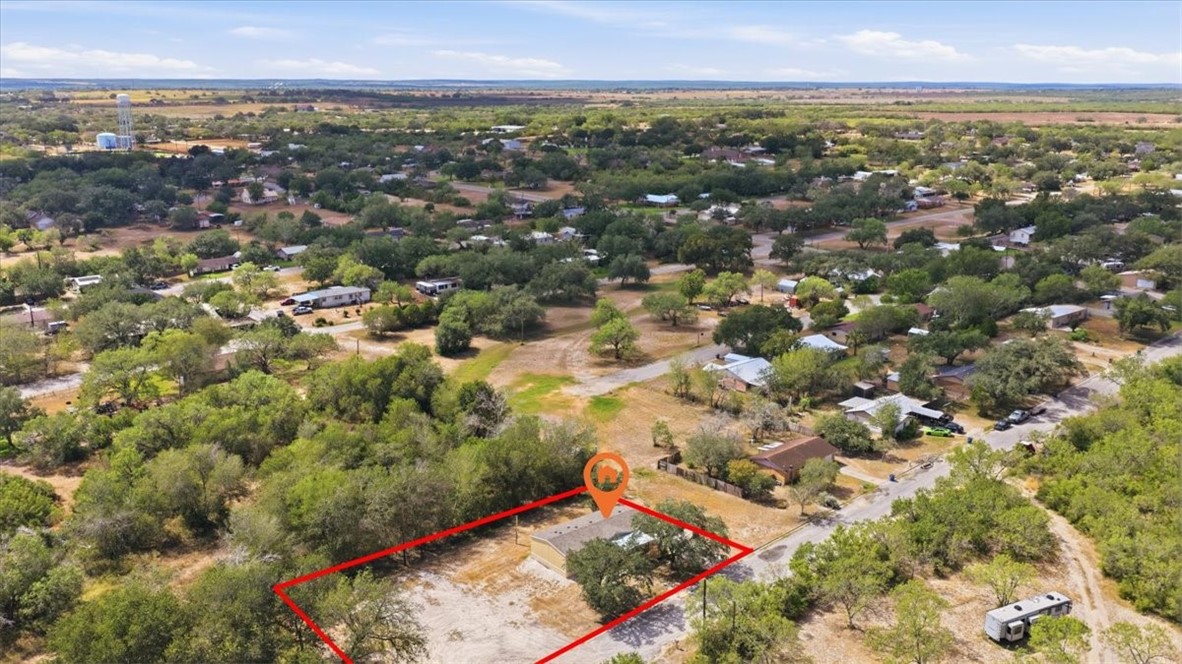 1011 Mark St Property Photo 34