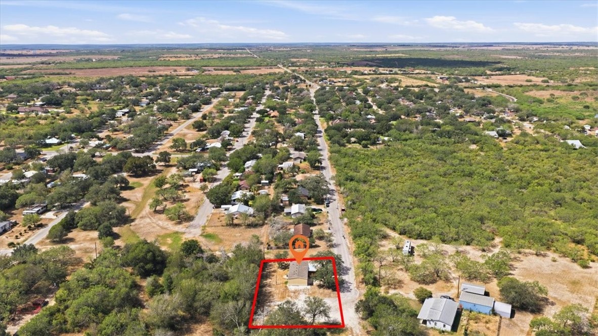 1011 Mark St Property Photo 40
