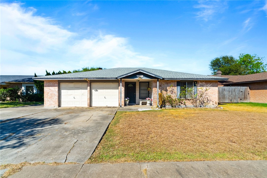 1908 Falcon Dr Property Photo 1