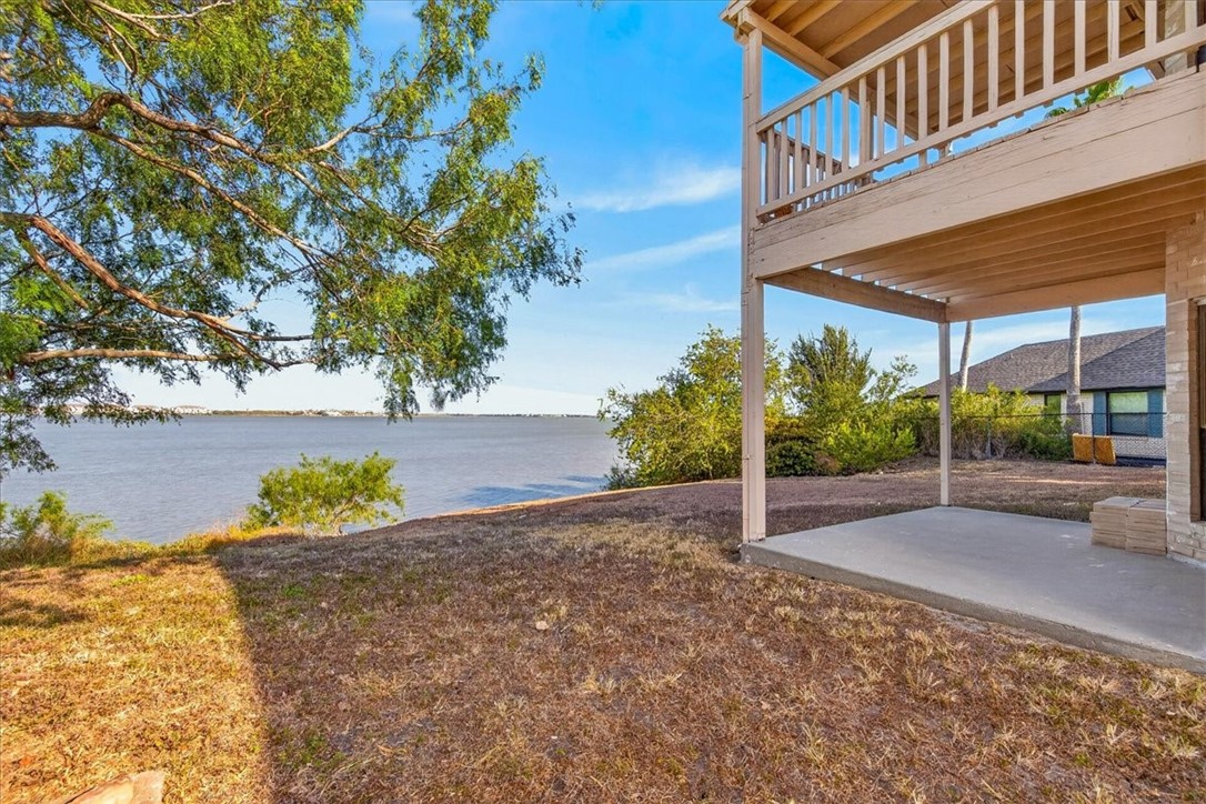 1006 Harbor Village Dr Property Photo 21