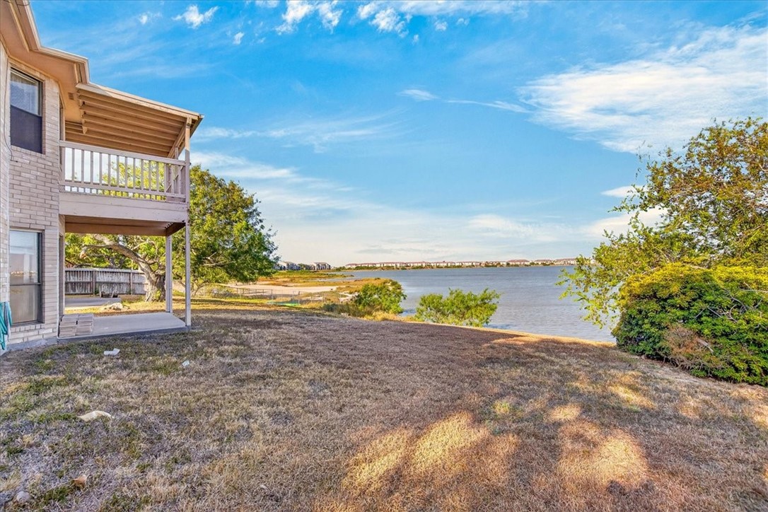 1006 Harbor Village Dr Property Photo 22