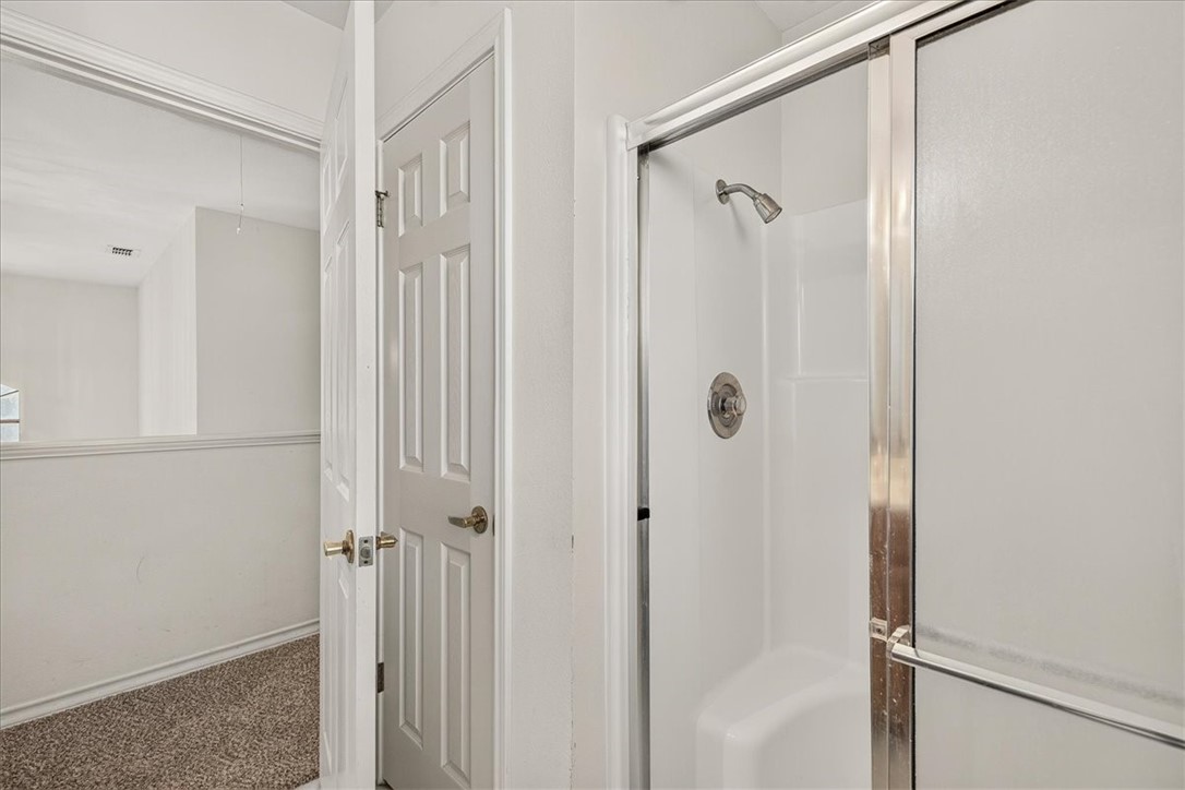 1006 Harbor Village Dr Property Photo 37