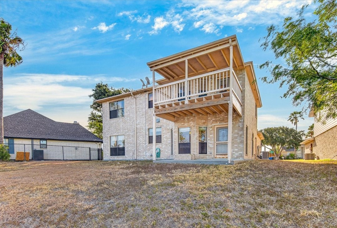1006 Harbor Village Dr Property Photo 39