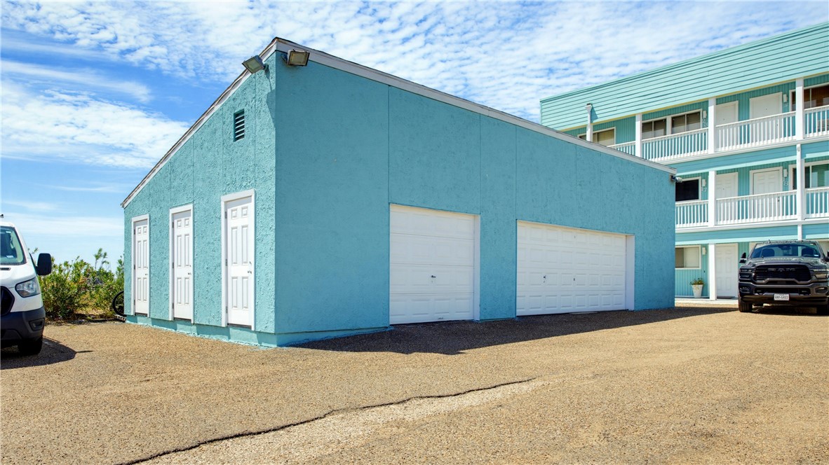 14801 E Compass St E 20 Property Photo 18