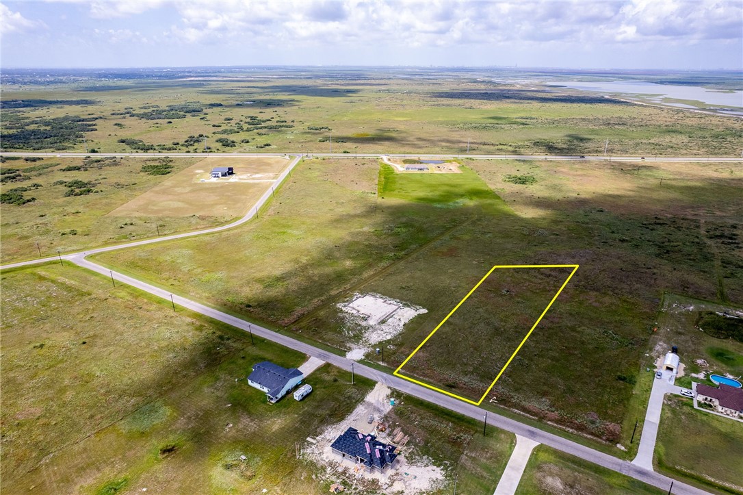 212 Sunrise Dr Property Photo 1